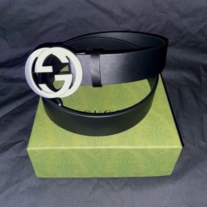 Gucci Belt Blk W/Matte Silver Buckle 95CM (32-34)